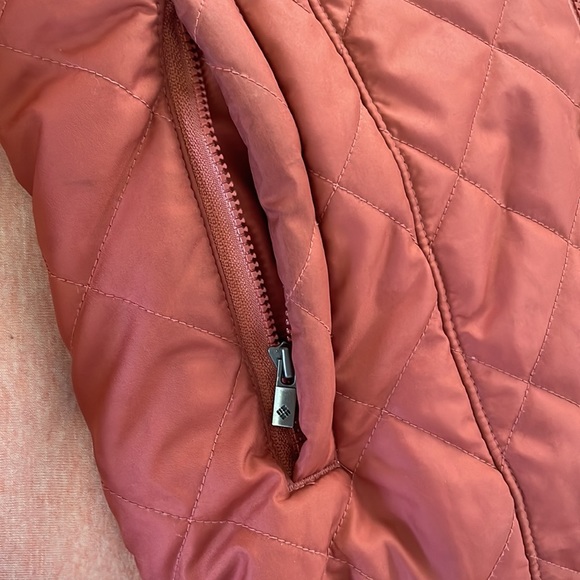 Columbia Coat - Picture 7 of 9